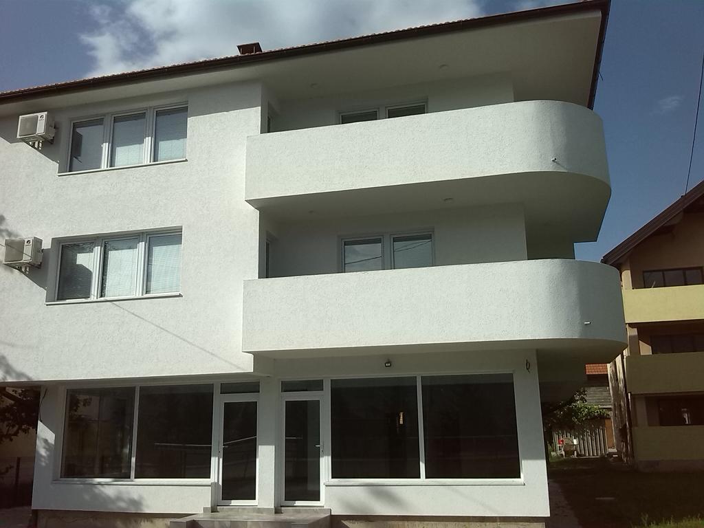 Guest house Emina *