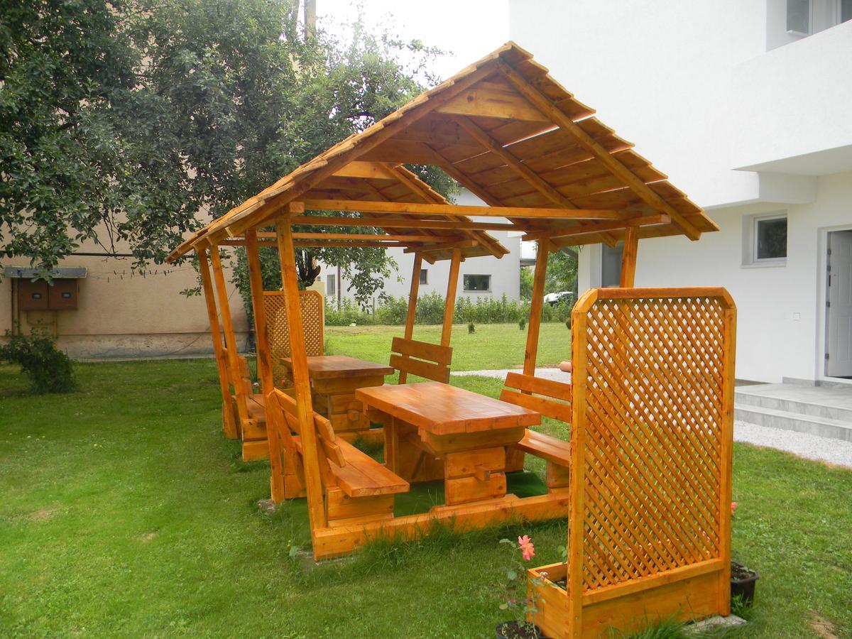 Guest house Emina